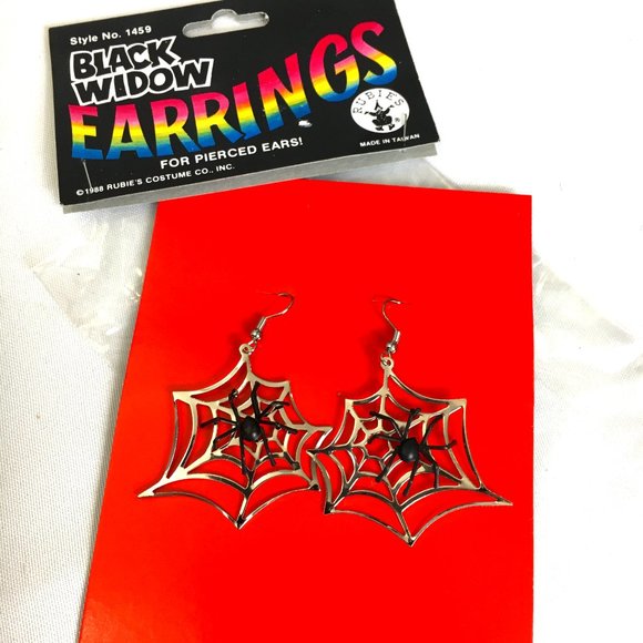 Rubies Metal Spider & Web  Earrings Vtg NOS NWT - Picture 1 of 4